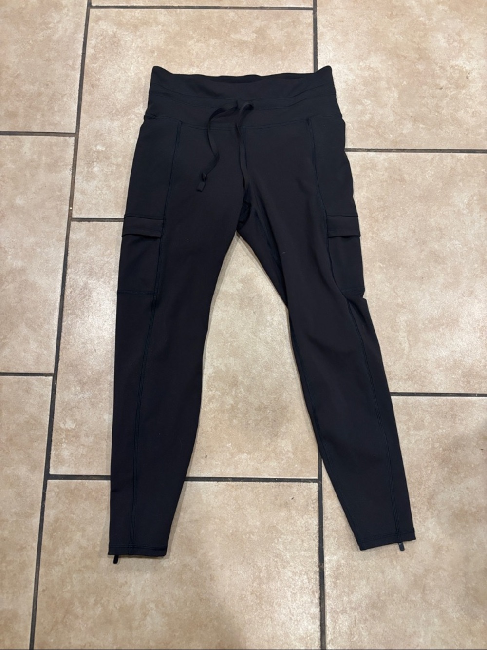 Athleta Rainier Black Fleece Lined Cargo Tight Legging